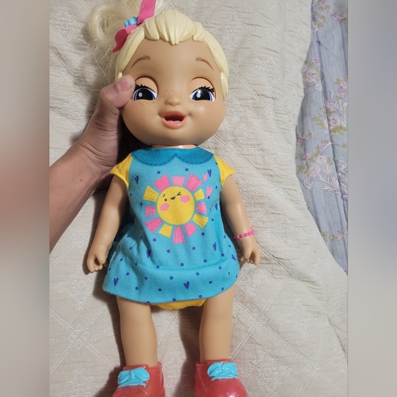 L.O.L Doll - Picture 3 of 3